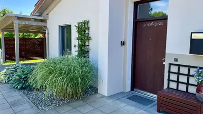 Ein Garten an der Unterkunft Ferienwohnung Vroni
