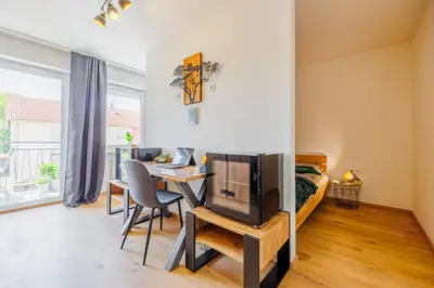 Ein Sitzbereich in der Unterkunft Easy Sleep Vohburg - Wohnen auf Zeit