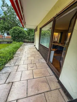 Das Gebäude in dem sich die Ferienwohnung befindet