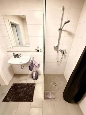 Ein Badezimmer in der Unterkunft Apartment in Zentrumsnähe NETFLIX SELF CHECK-IN