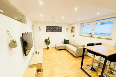 TV/Unterhaltungsangebot in der Unterkunft 1,5-Zimmer, Top ausgestattet, 4 Pers, Souterrain, Self Check-in, Parkplatz, Netflix & Amazon Prime