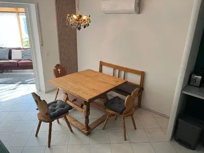 Ein Sitzbereich in der Unterkunft Ferienwohnung Gisela