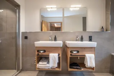 Ein Badezimmer in der Unterkunft Gasthof zur Post