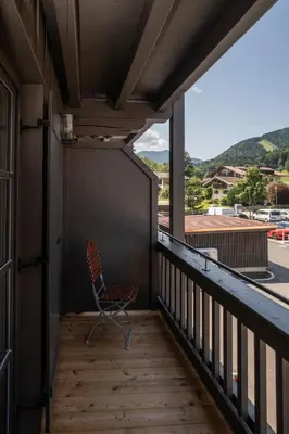 Ein allgemeiner Bergblick oder ein Berglick von des Hotels aus