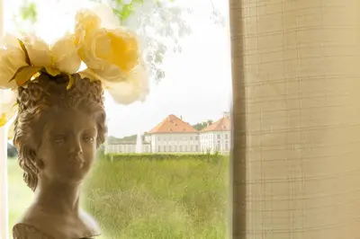 Ein Garten an der Unterkunft Vis-à-Vis Schloss Nymphenburg - Rondellapartments