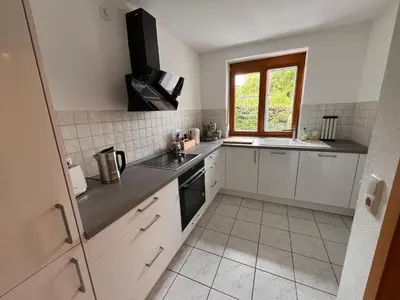 Küche/Küchenzeile in der Unterkunft ruhige, zentrale Gartenwohnung mit Tiefgarage