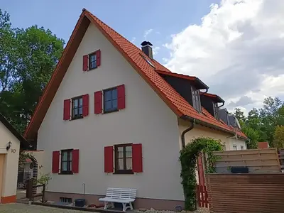 Das Gebäude in dem sich die Ferienwohnung befindet