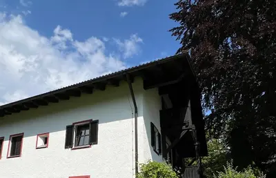 Das Gebäude in dem sich die Ferienwohnung befindet