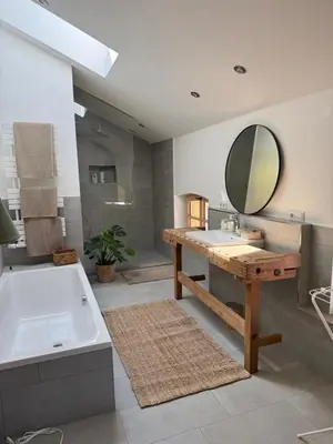 Ein Bett oder Betten in einem Zimmer der Unterkunft falternhof loft - geschichte trifft auf design