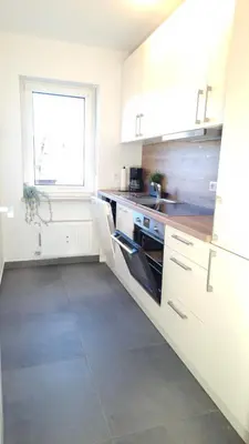 Küche/Küchenzeile in der Unterkunft Tolle, geräumige Wohnung in ausgezeichneter Lage