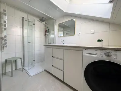 Ein Badezimmer in der Unterkunft 4Bed I Klima I 3 Room I Wash I Küche I Parkplatz