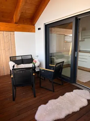 Ein Sitzbereich in der Unterkunft Bergzauber Suite
