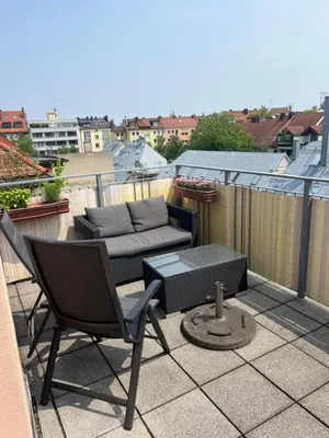 Ein Balkon oder eine Terrasse in der Unterkunft City-Apartment with private Rooftop Terrace