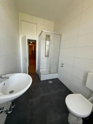 Ein Badezimmer in der Unterkunft 1, 2, sleep Boardinghouse München Hauptbahnhof