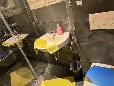 Ein Badezimmer in der Unterkunft Haus Monika - wunderschöne ruhige Wohnung