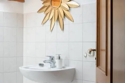 Ein Badezimmer in der Unterkunft Idyll in Ammerseenähe mit Blick ins Grüne