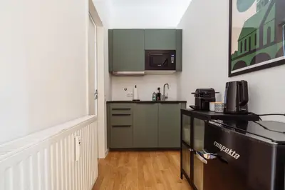 Küche/Küchenzeile in der Unterkunft MARAL Loft München Bogenhausen