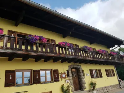Ein Balkon oder eine Terrasse in der Unterkunft Jugendherberge Bayrischzell-Sudelfeld