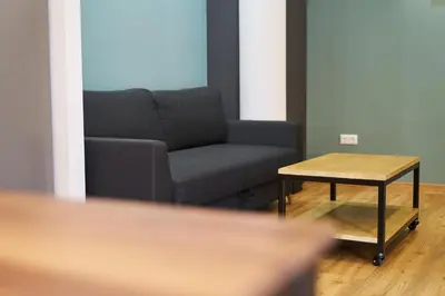 Ein Sitzbereich in der Unterkunft COZEE - Design-Wohnung mit Parkplatz zwischen München und Flughafen MUC