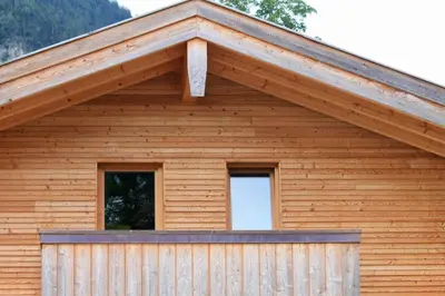 Das Gebäude in dem sich die Ferienwohnung befindet