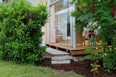 Ein Garten an der Unterkunft Fill's Oase am Bach