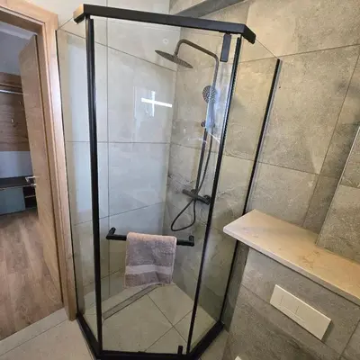 Ein Badezimmer in der Unterkunft Boardinghouse Naim