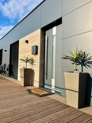 Das Gebäude in dem sich die Ferienwohnung befindet