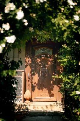 Ein Garten an der Unterkunft Ferienhaus Fischermartl am Ammersee