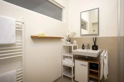 Küche/Küchenzeile in der Unterkunft New luxury apartment 3 rooms at Rathausplatz