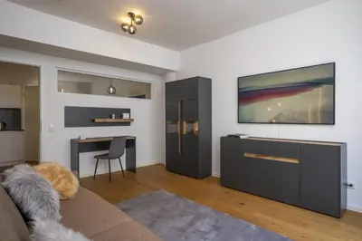 Küche/Küchenzeile in der Unterkunft New luxury apartment 3 rooms at Rathausplatz