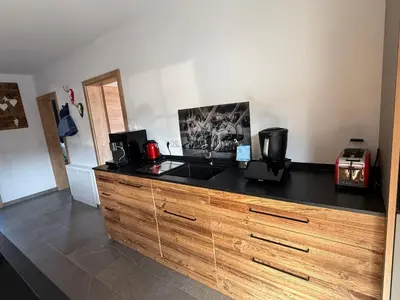 Küche/Küchenzeile in der Unterkunft Wohnung Kirchstein Highlight Fliegenfischen auf der Isar
