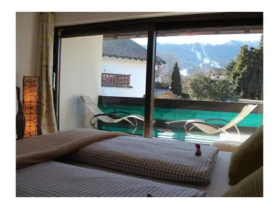 Ein allgemeiner Bergblick oder ein Berglick von der Ferienwohnung aus