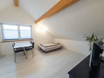 Ein Sitzbereich in der Unterkunft Schöne Dachgeschosswohnung