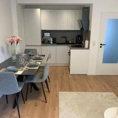 KJ Ferienwohnung bis 5P-Zentral-Balkon-WIFI-Parken