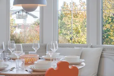 Getränke in der Unterkunft Design-Apartment am Chiemsee