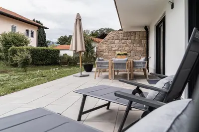 Ein Sitzbereich in der Unterkunft Bay 12° Boutique Apartment am Chiemsee