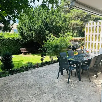 KJ Ferienwohnung bis 10P-Zentral-Garten-WIFI-Parken-Grill