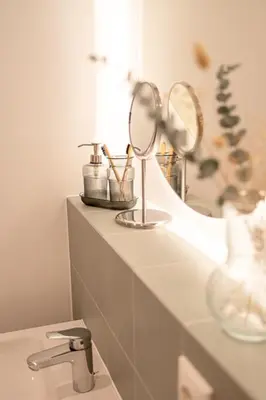 Ein Badezimmer in der Unterkunft 1 Modernes City-Studio für 6 Bogenhausen Nähe Messe