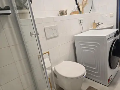 Ein Badezimmer in der Unterkunft Große Wohnung nahe München