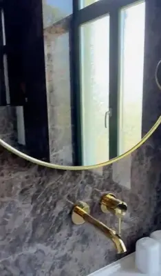 Ein Badezimmer in der Unterkunft Apartment high exclusive TOP location