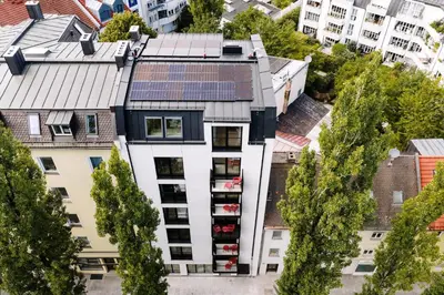 Das Gebäude in dem sich das Aparthotel befindet