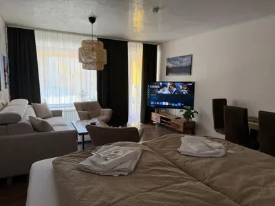 TV/Unterhaltungsangebot in der Unterkunft Modern eingerichtete Ferienwohnung Traumtagerl ruhig, zentral, ideal für Familien & Paare