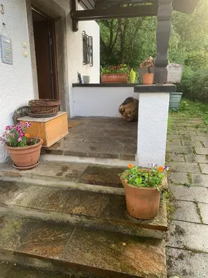 Ein Garten an der Unterkunft Seelenbaumlerin