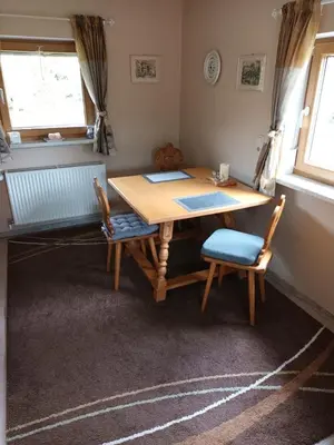 Ein Sitzbereich in der Unterkunft Ferienwohnung