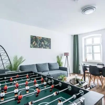 Central Apartments Direkt am Königsplatz l Fußball-Tisch I perfekt für Familien & Freunde & Business