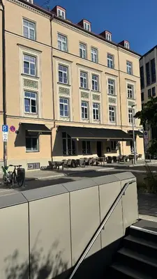 Das Gebäude in dem sich die Ferienwohnung befindet