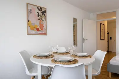 Grundriss der Unterkunft Stilvolles Apartment für bis zu 4 Gäste - Küche & Balkon
