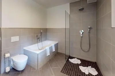 Ein Badezimmer in der Unterkunft Garden Lodge