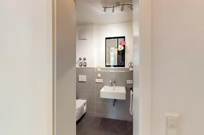 Ein Badezimmer in der Unterkunft Garden Lodge