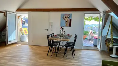 Grundriss der Unterkunft Rooftop Arts&Crafts Apartment, zentral und ruhig, 3 Dachterrassen